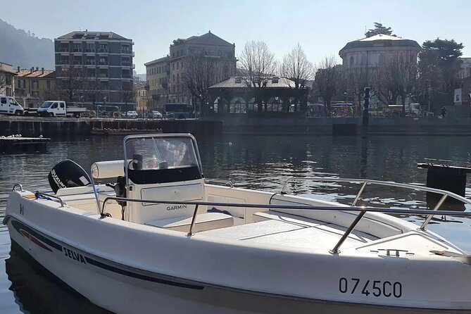 1 Hour Boat Rental Without License 40cv Engine on Lake Como - Cernobbio, Villa d’Este, and Villa Erba: The “Cardboard View” Mile