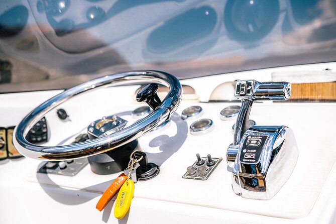 1 Hour Private and Guided Cruise on Lake Como by motorboat - Key things to know before you go