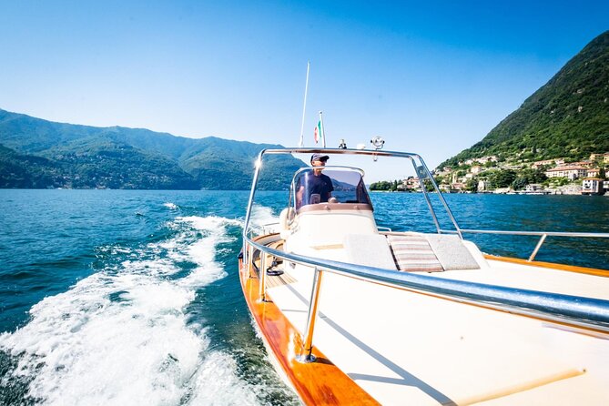 1H Private Cruise on a beautiful wooden speedboat on Lake Como - Cernobbio and Villa d’Este Country: Glamour With Historical Weight