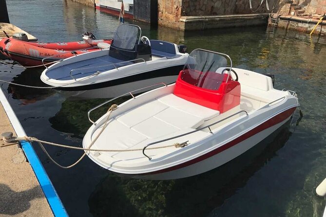 2 Hours Rent Boat SuBacco Lake Como - Cernobbio to Moltrasio: When the Shoreline Gets Famous