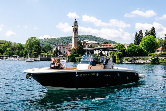2H Private Cruise on Lake Como Tender yacht Invictus 9 pax - Meeting in Como: getting aboard without stress