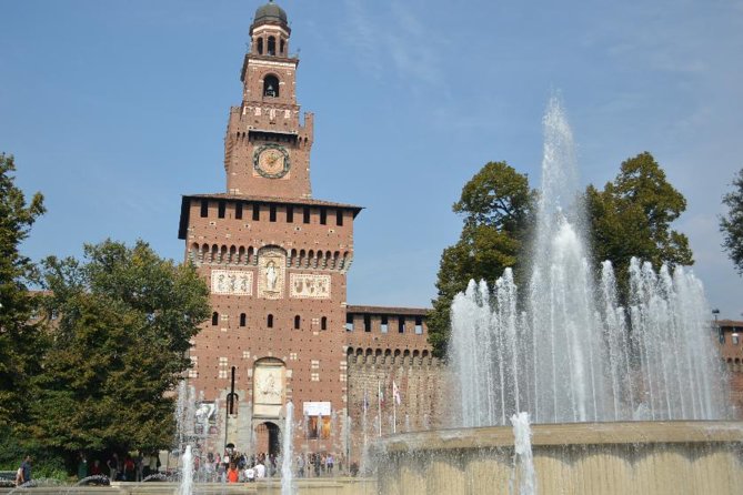 3-Hour Milan City Tour with The Scala Theatre - small group tour - Galleria Vittorio Emanuele II and Piazza della Scala: from shopping glass to opera square