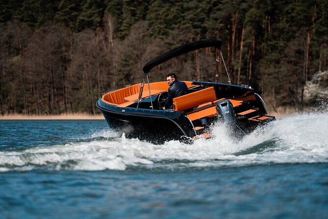 3 Hours Private Boat Tour in Subacco Lake Como - Key points to know before you go