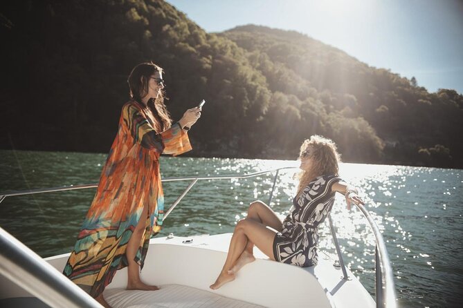 4 Hours Private Boat Cruise on Lake Como - Villa Del Balbianello and the Gulf of Venus: a coastline made for photos