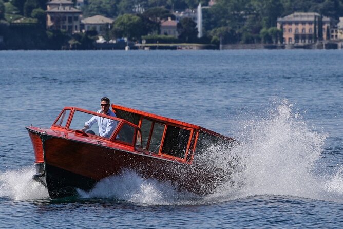 4 Hours Private Wooden Boat Tour stop Bellagio Varenna 6 pax - Stop 2 in Bellagio: a short Borgo break with free admission