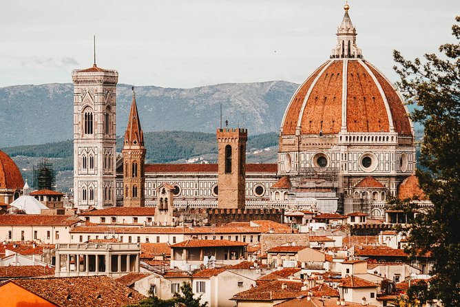 6-Day Cinque Terre, Florence & the Flavours of Tuscany Tour from Milan to Rome - Chianti towers, Siena’s shell-shaped square, and the hill-town feel of Montepulciano