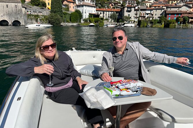 6 hour boat tour with captain on Lake Como - Western-shore villa parade: Cernobbio, Villa d’Este, and Volta’s Life Electric