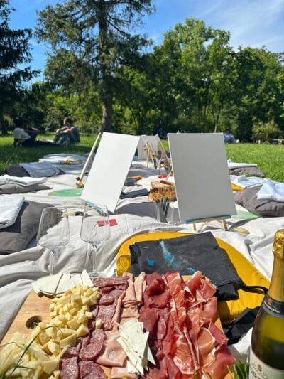 Art in the Park: Paint 'n Sip at Parco Sempione - Where to Meet: Kiosk at the Park, Then Your Spot on the Grass