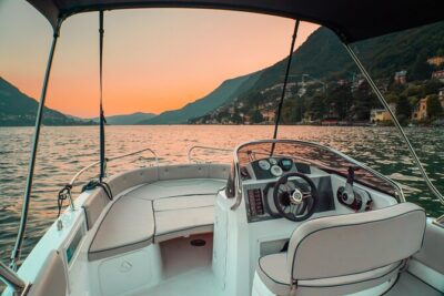 Be the Captain : Drive Your Own Boat on Lake Como - Getting Started in Como: The Briefing That Gets You Moving