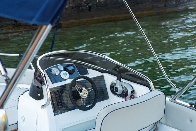 Be the Captain : Drive Your Own Boat on Lake Como - Who Should Book This and Who Might Prefer a Guided Ride