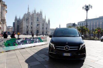 BERGAMO ORIO AL SERIO - Milano airport transfer with private Luxury Van - Flight Delay Handling: The 60-Minute Waiting Window