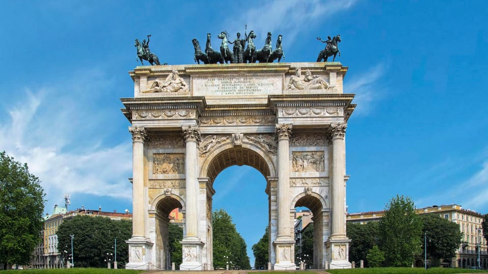 Best of Milan: Private Walking Tour with a Local - Galleria Vittorio Emanuele II: architecture you can enjoy without buying anything