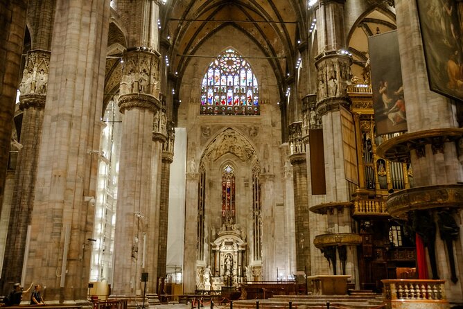 Best of Milan Small-group Walking Tour with Duomo visit - Arriving at the Duomo: the 30-minute break that keeps the visit enjoyable