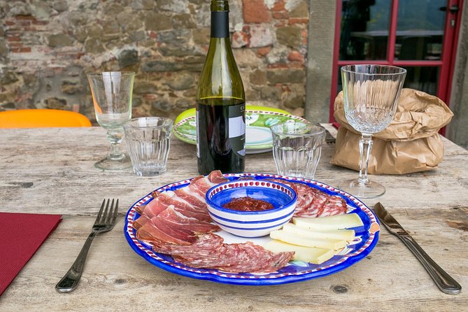 Cernobbio: Show Cooking & Dining at a Local’s Home - Where you eat matters: private home dining in Cernobbio