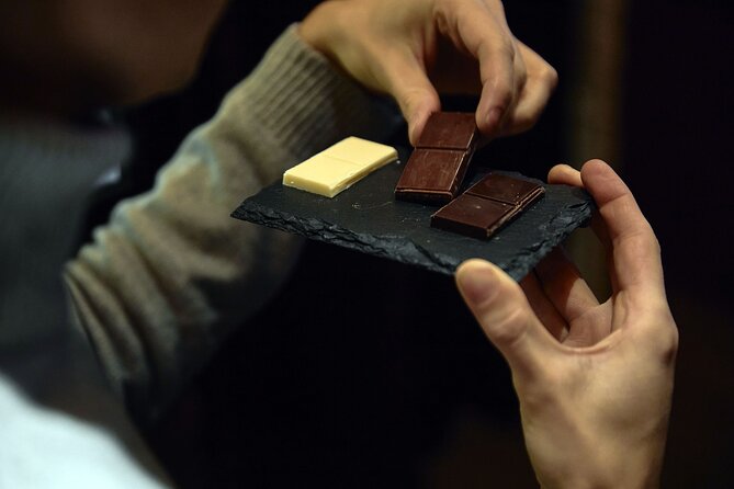 Chocolate Experience at La Fabbrica del Cioccolato in Milan - Grand cru tasting: 3 to 5 chocolates with smart guidance