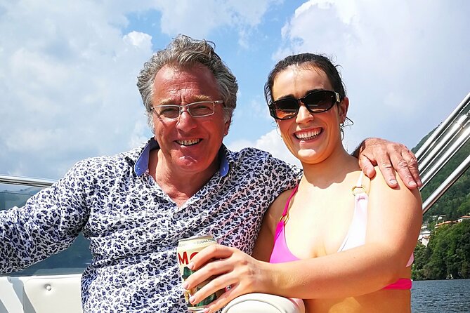 Classic boat tour on Lake Como - The captain experience: facts, jokes, and photo help at speed