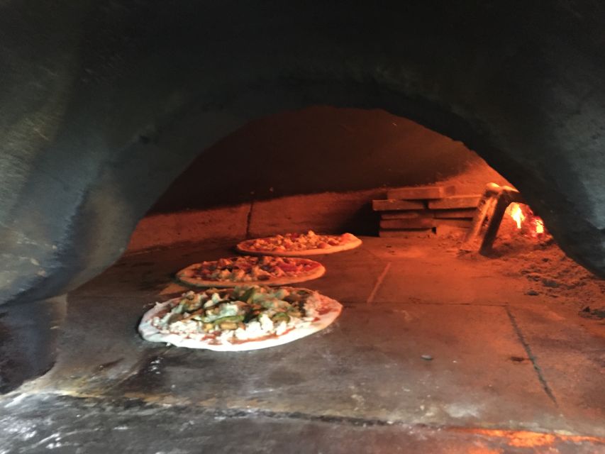 Como Area: Pizza Training Experience - Tips and Tricks for Pizza at Home (What to Carry Back)