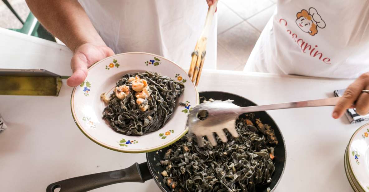 Como: Cooking Class at a Local's Home - The Likely Flow in the Kitchen (From Prep to Plate)