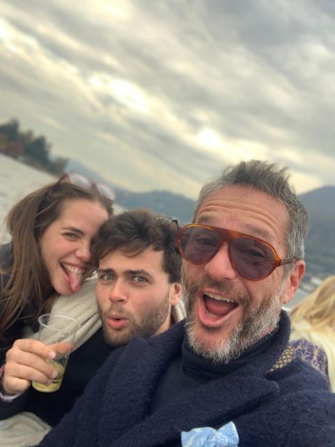 Como: Lake Como Private Modern Speedboat Tour with Prosecco - The 2-Hour Version: Adding Villa Oleandra, Careno Village, and More Nesso