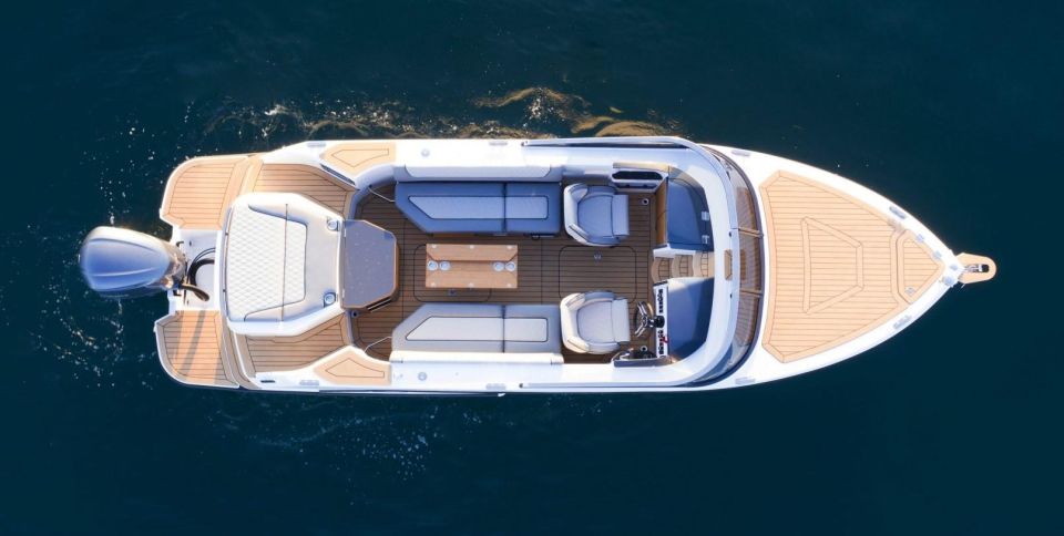 Como: Luxury Boat Tour on Lake Como - What You’re Really Buying: An Elegant Hour on the Water