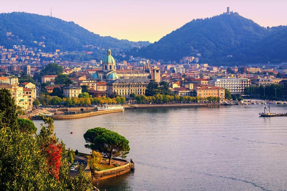 Como & Milan in One Day: Milan's Duomo & Lake Como Boat Tour - What it feels like on the ground: guides who keep things moving