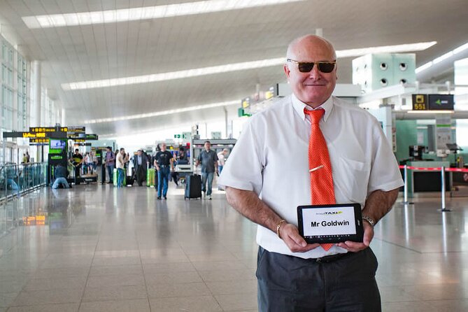 Como Private Transfer from Como city centre to Milan Malpensa Airport - Why a private Como-to-Malpensa transfer beats the taxi line