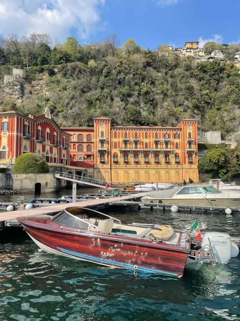Como: Wooden Boat Private Tour with Winter Cover and Skipper - Why This Private Wooden Speedboat Tour Feels Worth It