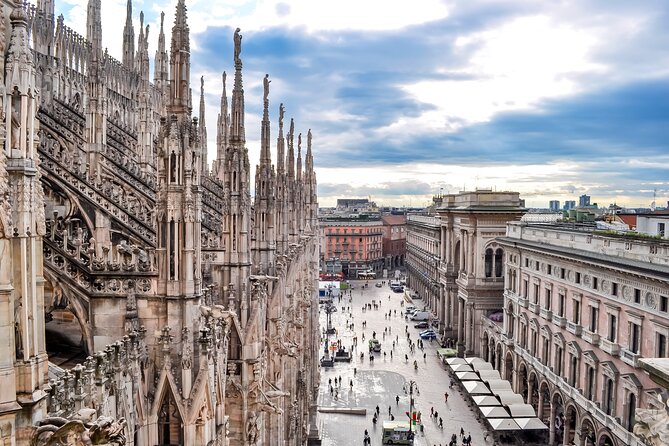 Discover Milan's Marvels: Last Supper, Duomo & Secret Gems Tour - Piazza Mercanti: small square, big time range