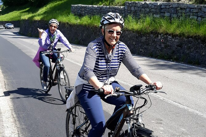 E-Bike Tour from Bellagio plus tasting - Villa Serbelloni edges, Pescallo fishing village, and Aureggio viewpoints