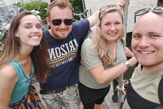 e-Scavenger hunt Milan: Explore the city at your own pace - Price and value: $36.07 per group (up to 6)