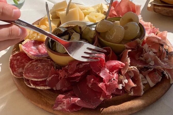 Exclusive wine tasting in Brunate - The tasting: sparkling, white, and red from Lombardy