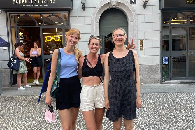 Explore History and Style with this Walking Tour in Milano - Snacks, pacing, and the gelato idea