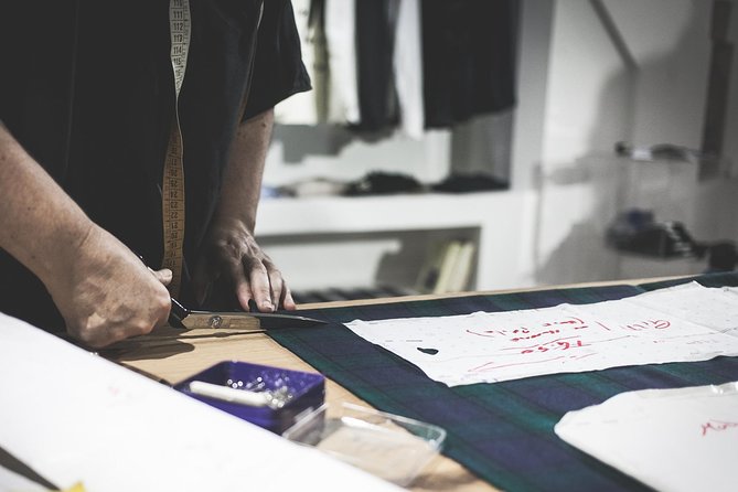 Fashion Workshop in Atelier and Fashion District Tour - What You Learn in the Workshop (Fabrics, Patterns, and Sewing Tips)