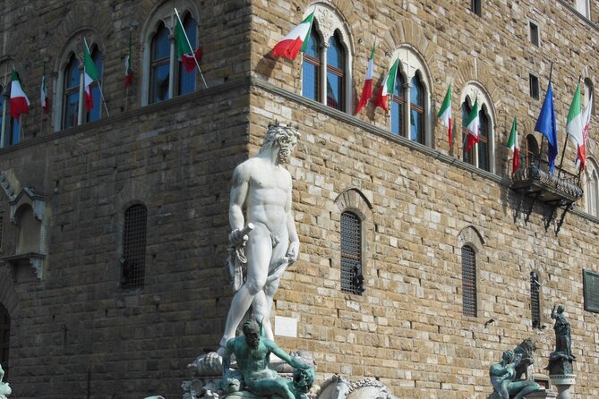 Florence Renaissance and Medieval: Day Trip from Milano by High-Speed Train - Piazza della Signoria: art, politics, and the porcellino moment