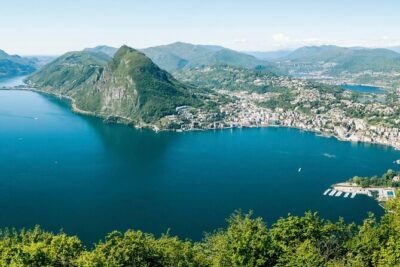From Como: Lugano, Bellagio and Como exclusive Boat Tour - The morning drive: views while you head toward the border