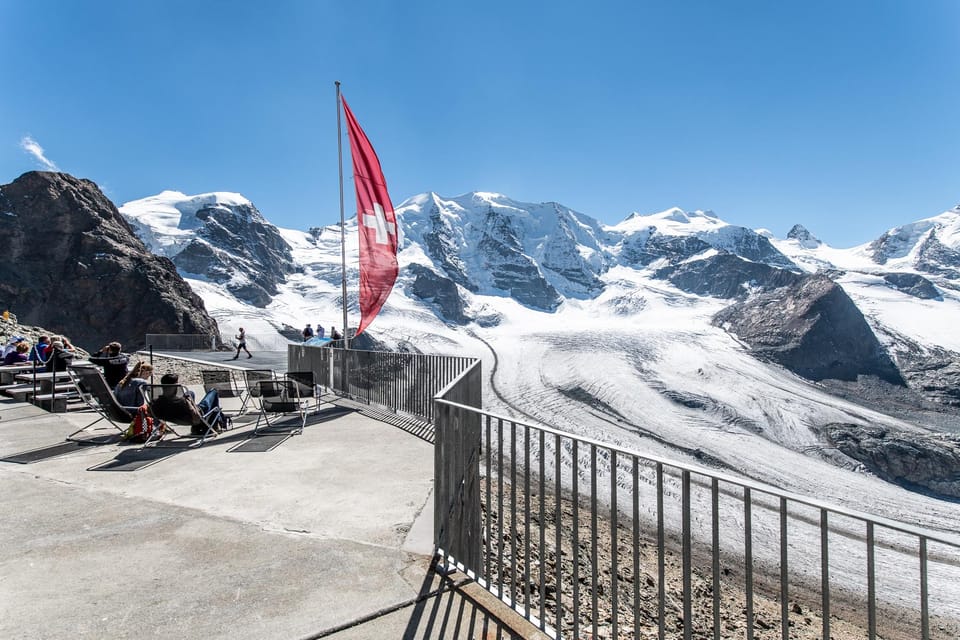 From Milan: Bernina Red Train & Lunch with Mountain Views - Cable car to Diavolezza Lodge (2,978 m): your first big wow