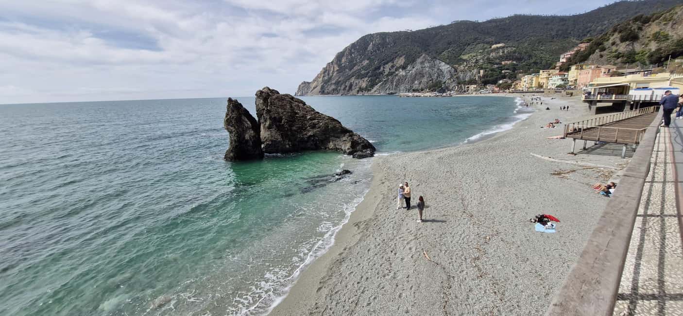 From Milan: Cinque Terre with Portovenere and Boat Cruise - When conditions turn: the Portovenere-to-Manarola switch