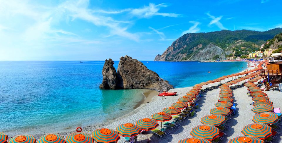 From Milan: Cinque Terre with Portovenere and Boat Cruise - Bilingual guiding and audio headsets: small things that save your day