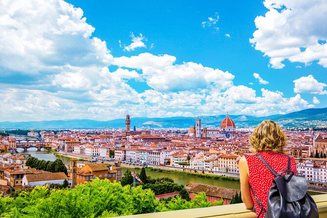 From Milan: Discover Florence & Pisa on an Exciting Full-Day Tour - Over the Ponte Vecchio: shops with historic river-side tech