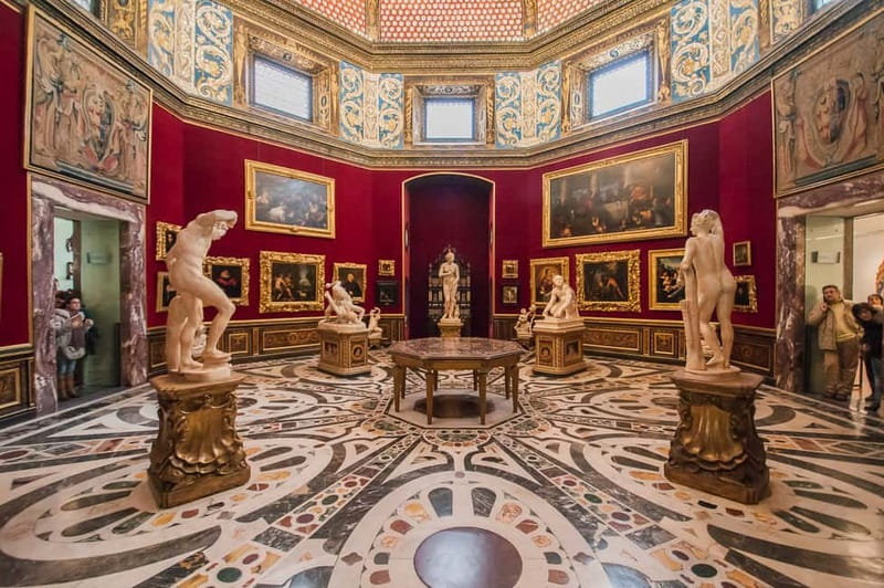 From Milan: Florence and Uffizi Gallery Day Trip by Train - Reserved Entry Details: Door nr. 1 at 11:45 am