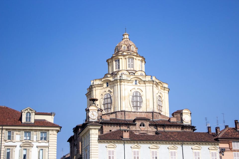 From Milan: Turin & Genoa Full Day Tour - The bus ride that helps: panoramic views and the timing trick