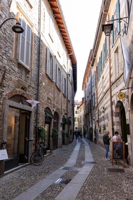 From Milan: Varenna, Bellagio, and Como Day Trip - Bellagio’s alleys and gardens: best views, toughest footing