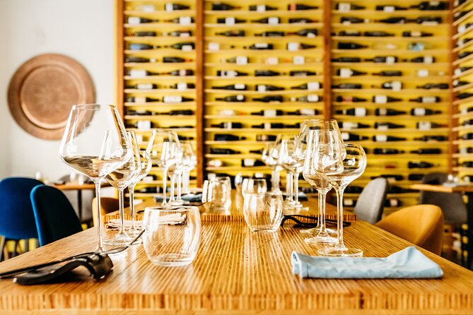 Fun Wine Tasting with the most italian Sommelier in Milan - Learn to Taste Like a Sommelier (Without Pretending You Are One)