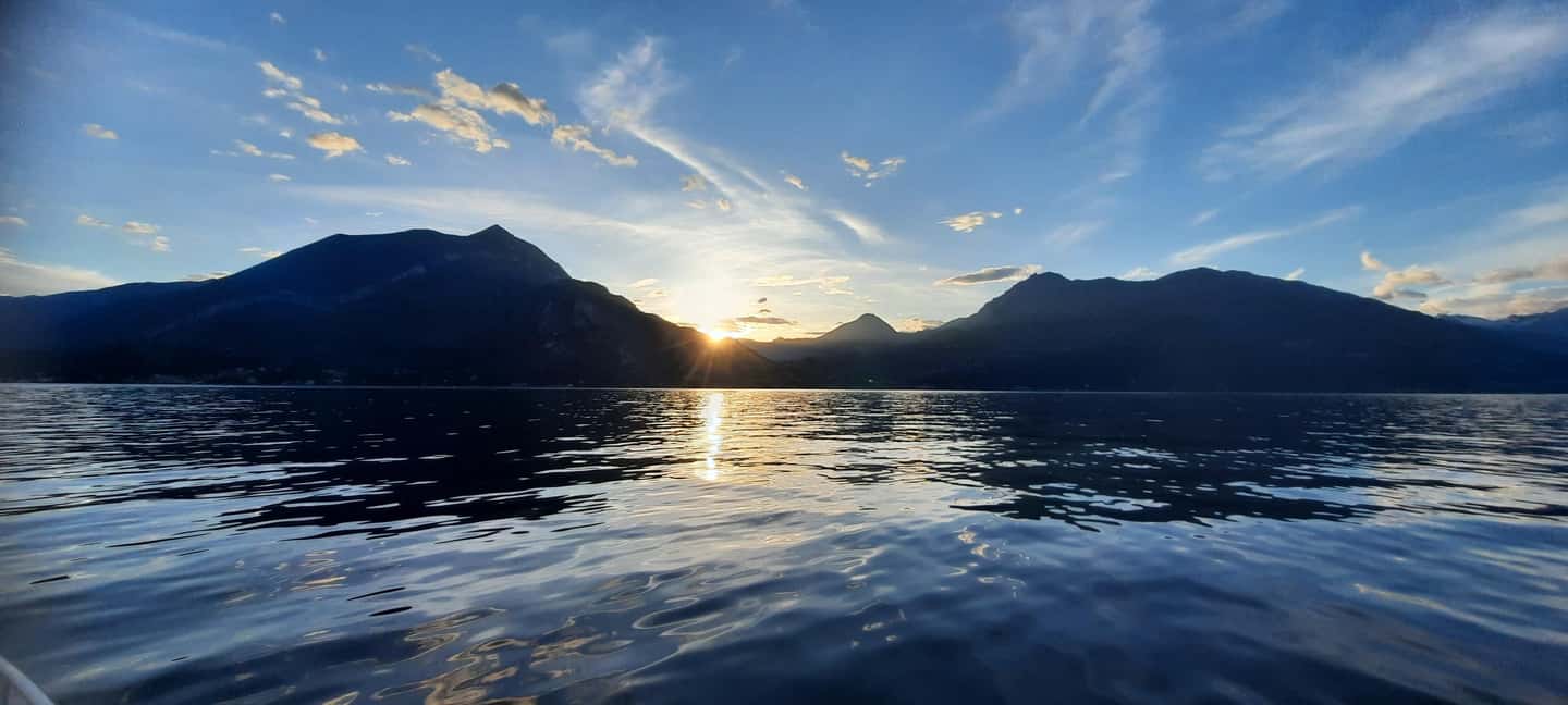 Grand Tour, on luxury speedboat at Lake Como - Varenna: docks, shopping, and the kind of lunch you remember