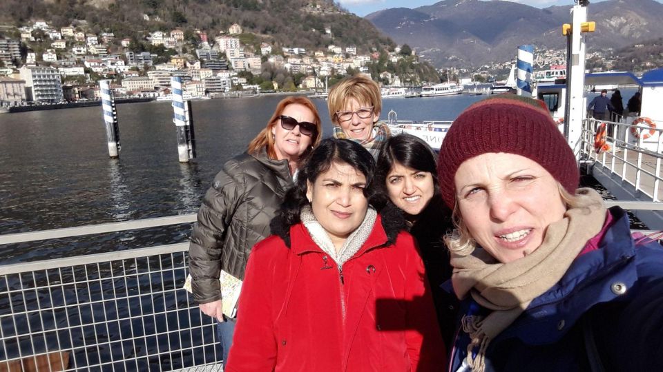 Half-Day Lake Como Discovery Tour from Milan - Piazza Cavour, Via Plinio, and the shopping-lane rhythm