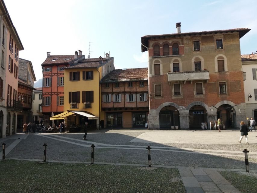 Half-Day Lake Como Discovery Tour from Milan - The lakeside promenade and Villa Olmo views that land at the right time