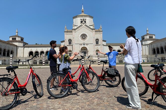 Highlights of Milan Bike Tour - Navigli canals and San Lorenzo columns: your photo finish