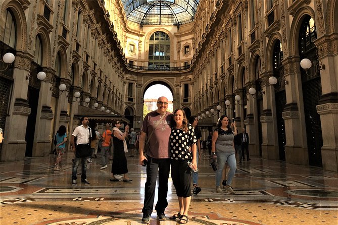 Highlights of Milan Private Guided Tour: Duomo, La Scala Theatre & Sforza Castle - Entering the Duomo di Milano With Skip-the-Line Confidence