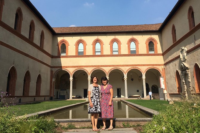 Highlights of Milan Private Guided Tour: Duomo, La Scala Theatre & Sforza Castle - Brera District: The Right Amount of Wandering for Art-Lovers