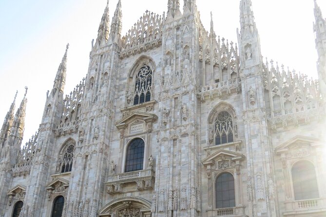 Highlights of Milan - Things you cannot miss! - Monumento a Leonardo da Vinci: a short stop with real payback